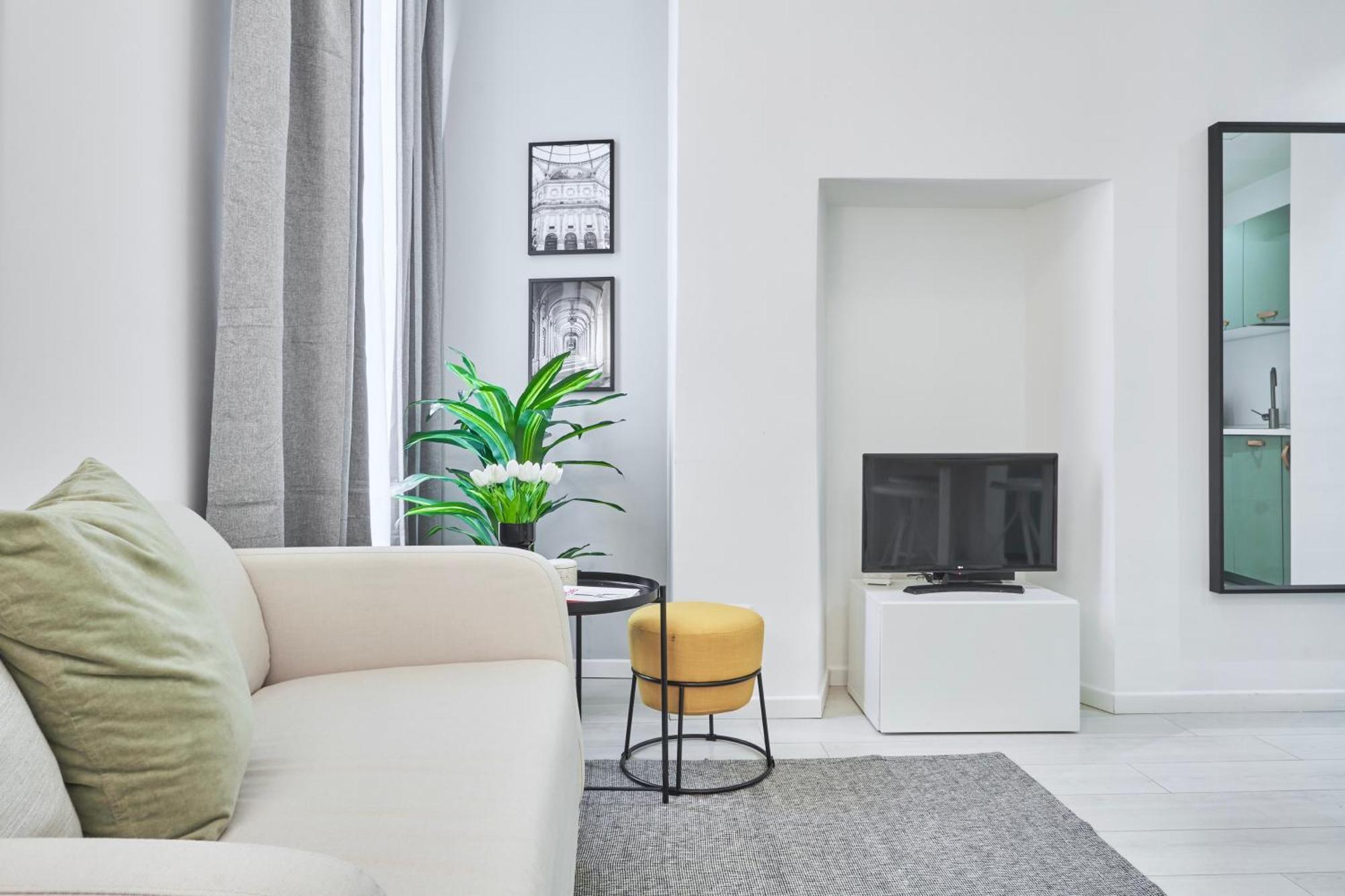 Elegante Appartamento Minimal Dai Tocchi Botanici Milão Exterior foto
